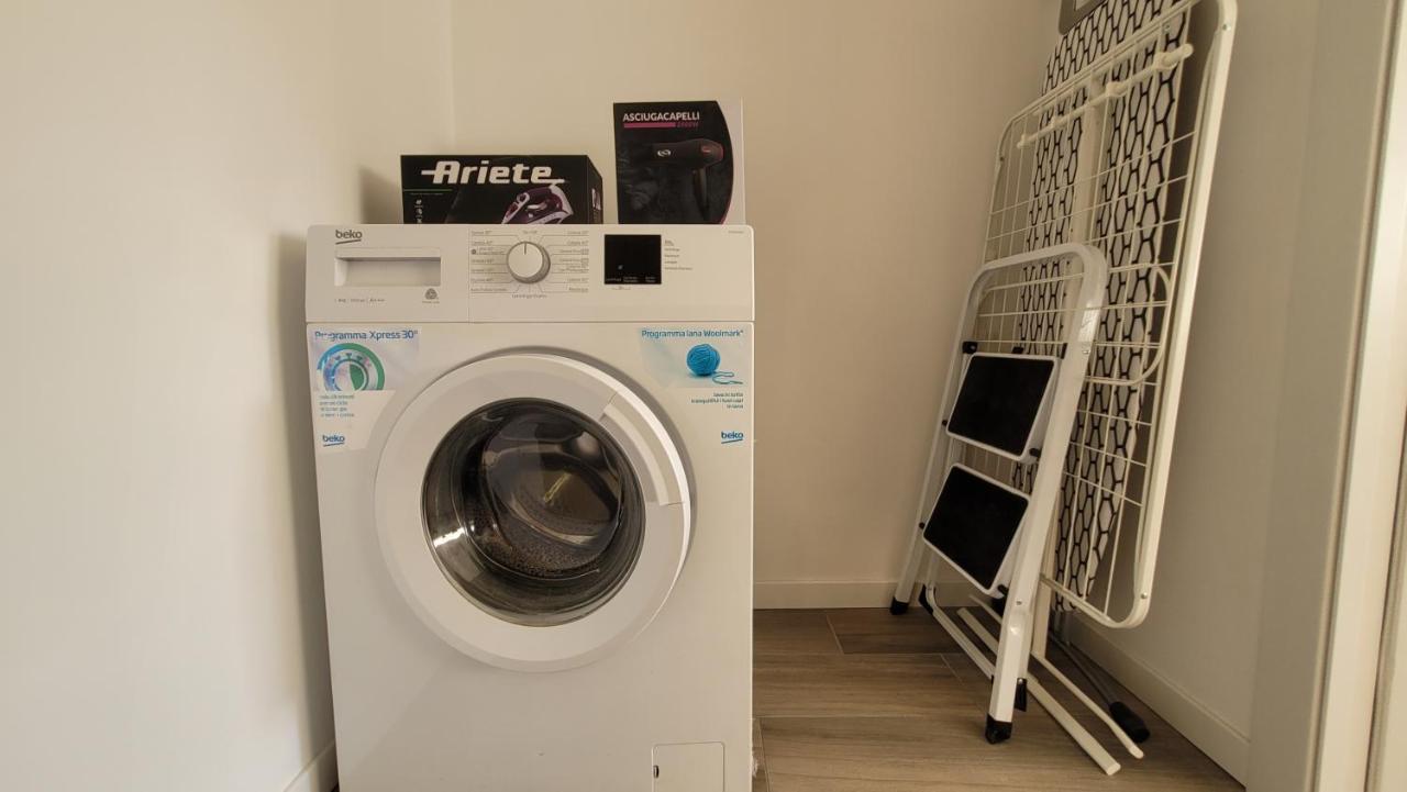 Milano City Apartments - Stylish House Free Wifi-Parking-Airport Kültér fotó