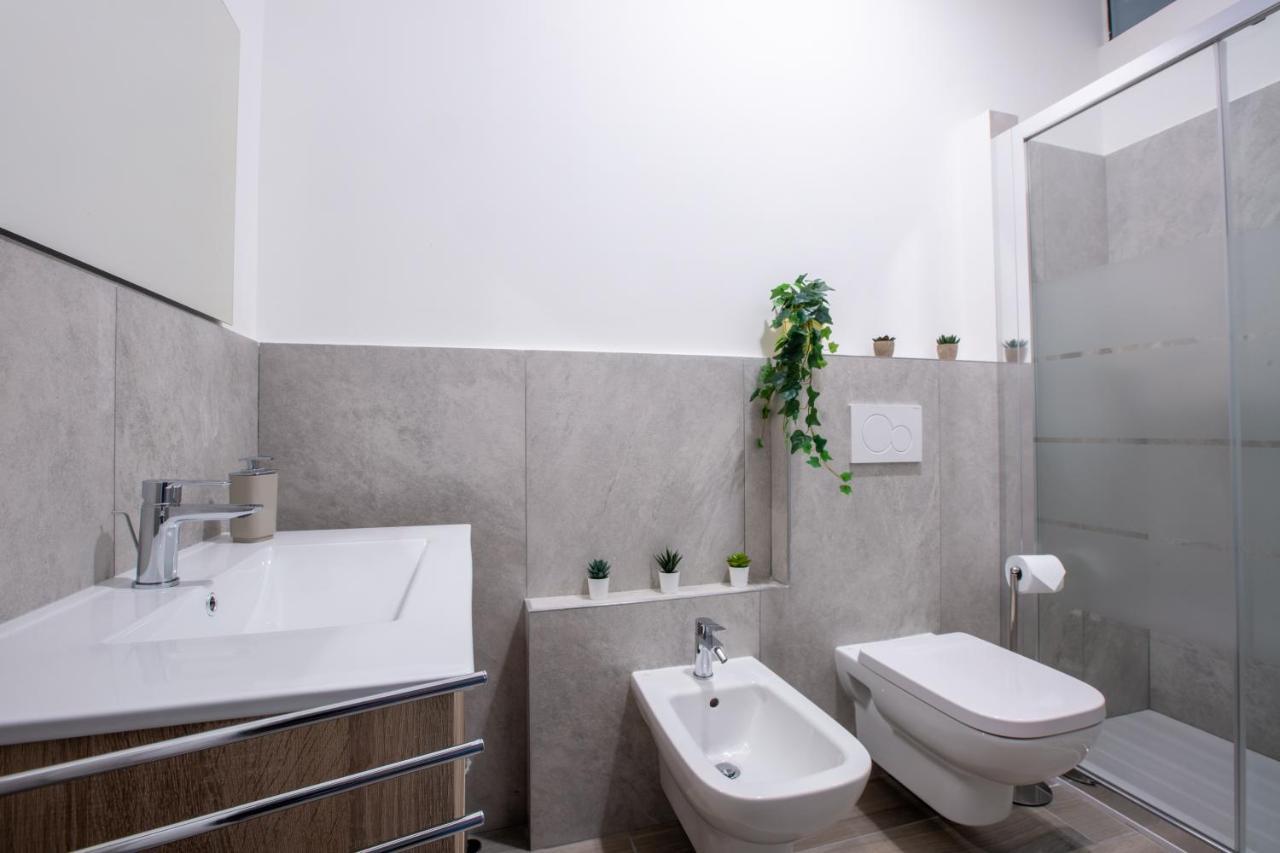 Milano City Apartments - Stylish House Free Wifi-Parking-Airport Kültér fotó